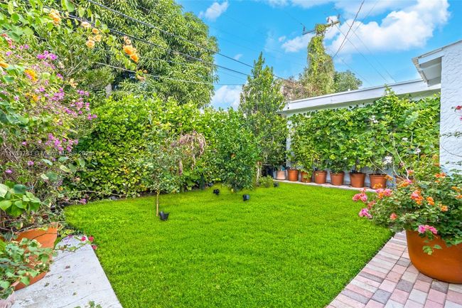 2341 Sw 16 Th Ter, House other with 4 bedrooms, 5 bathrooms and null parking in Miami FL | Image 44