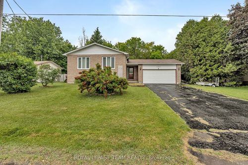 139 Dunlop Cres, Russell, ON, K4R1B3 | Card Image