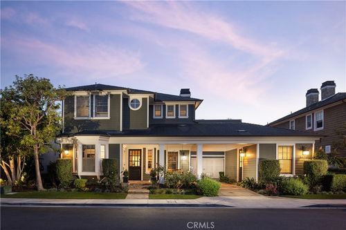 4492 Oceanridge Dr, Huntington Beach, CA, 92649-6423 | Card Image