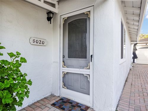 5020 Topanga Canyon Blvd, Woodland Hills, CA, 91364-3126 | Card Image