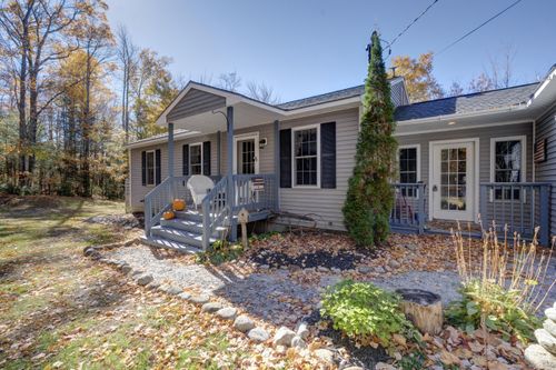 189 Chestnut Knoll Rd, Bethel, ME, 04217-3047 | Card Image