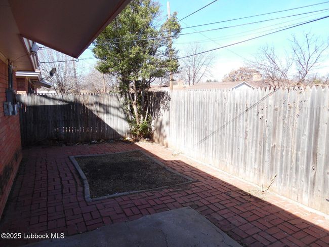 2008 54 Th St, Home with 4 bedrooms, 2 bathrooms and null parking in Lubbock TX | Image 10