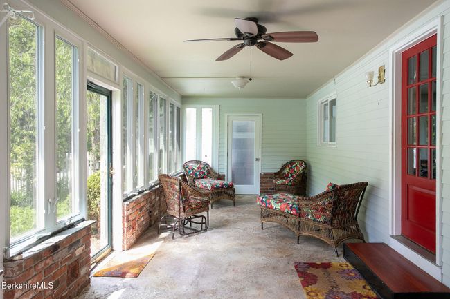 Porch | Image 43