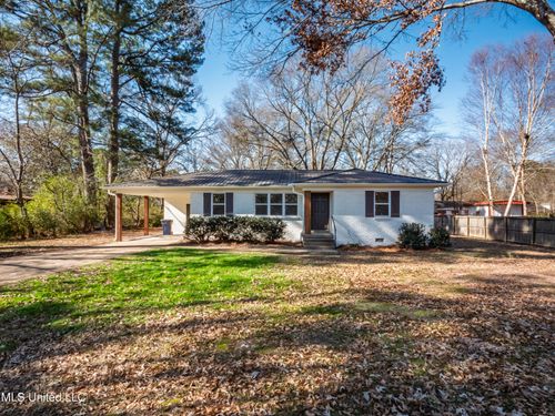 201 College St, Batesville, MS, 38606-1602 | Card Image