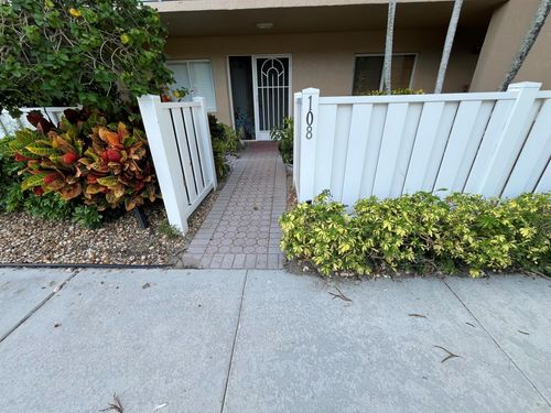 apt-108-12565 Imperial Isle Dr, Boynton Beach, FL, 33437-7237 | Card Image