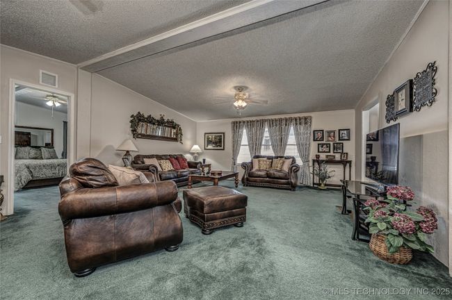 25209 E County Road 1730, House other with 4 bedrooms, 3 bathrooms and null parking in Elmore City OK | Image 12