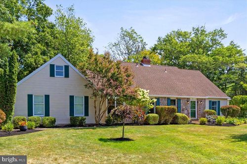 22 Paddock Dr, Lawrence, NJ, 08648-1569 | Card Image