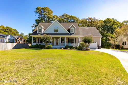 165 Cedar Ln, Newport, NC, 28570-9309 | Card Image