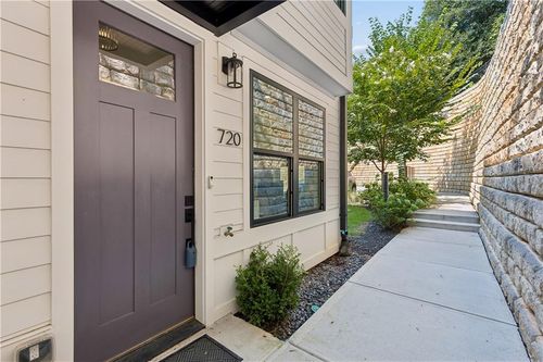 720 Eloise Way Se, Atlanta, GA, 30312-3580 | Card Image