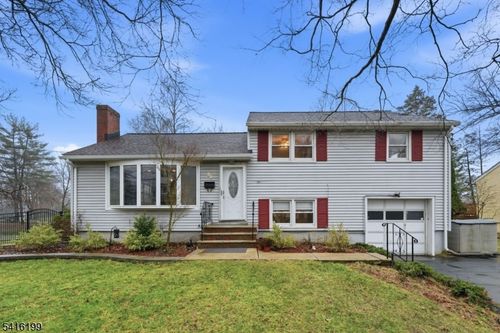 30 Arden Rd, Livingston, NJ, 07039-3102 | Card Image