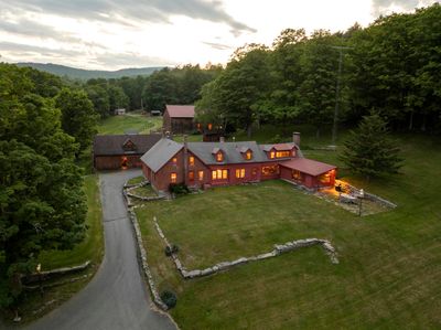 2356 Lovers Lane, House other with 6 bedrooms, 4 bathrooms and null parking in Chester VT | Image 1