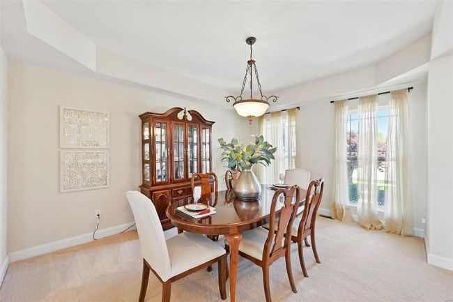 304 Magnolia Valley Dr, House other with 6 bedrooms, 5 bathrooms and 3 parking in O Fallon MO | Image 5