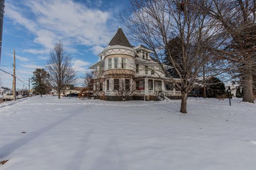 405 E Peru St, Princeton, IL, 61356-2152 | Card Image