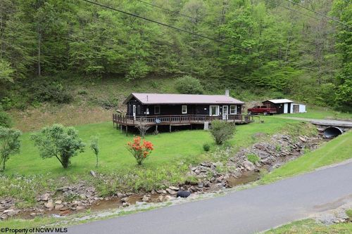 965 Evans Run Rd, Elkins, WV, 26241-9232 | Card Image