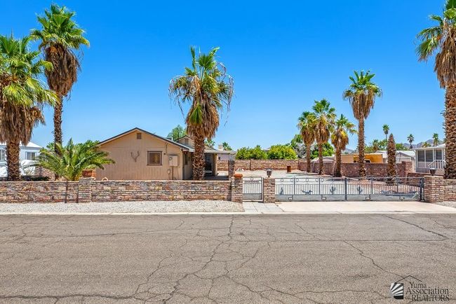 13466 E 47 Th St, House other with 2 bedrooms, 1 bathrooms and 1 parking in Yuma AZ | Image 24