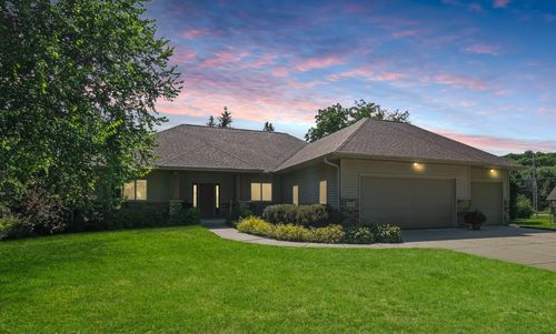 4795 Eisenhower Street, Oregon, WI, 53575 | Card Image