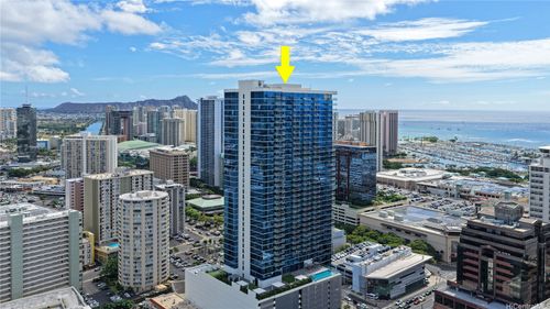 apt-2312-629 Keeaumoku St, Honolulu, HI, 96814-3629 | Card Image