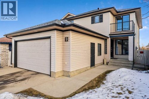 9 Hidden Valley Cres Nw, Calgary, AB, T3A4Z3 | Card Image