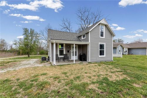 846 S Olive St, Ottawa, KS, 66067-2638 | Card Image