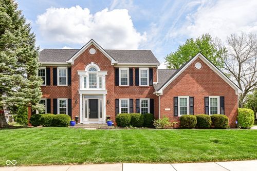 9279 Oak Knoll Ln, Fishers, IN, 46037-9572 | Card Image