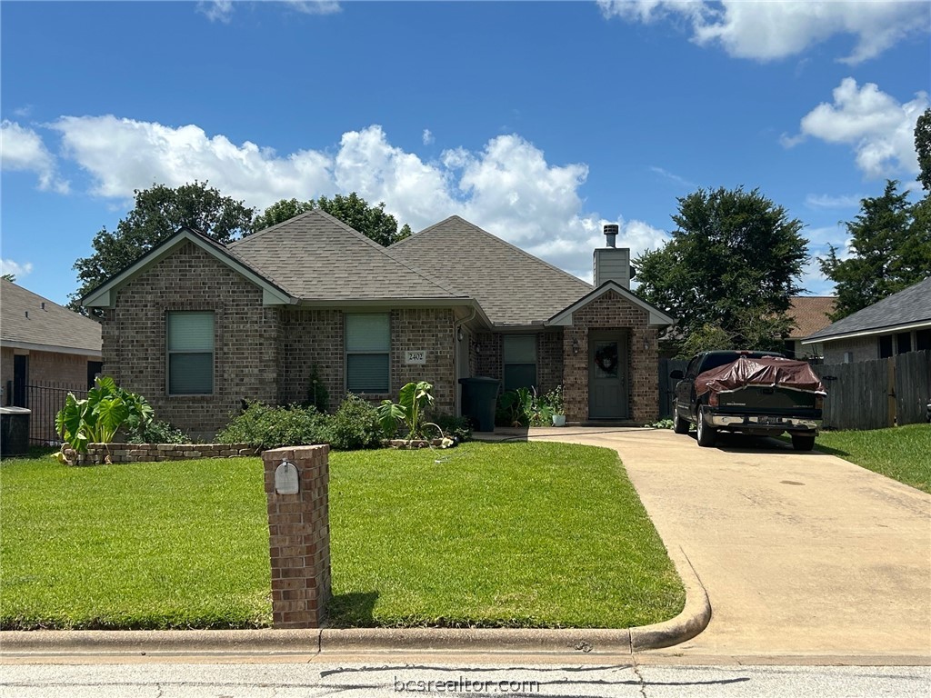 Pleasant Rose Cir, Bryan, TX 77808