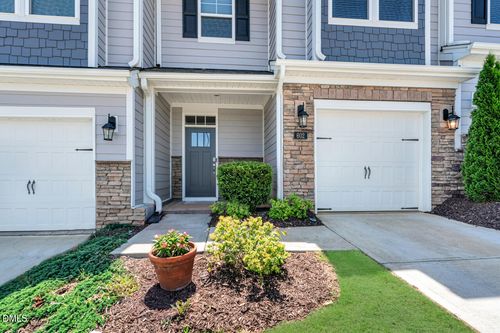 602 Picnic Pl, Hillsborough, NC, 27278-2297 | Card Image