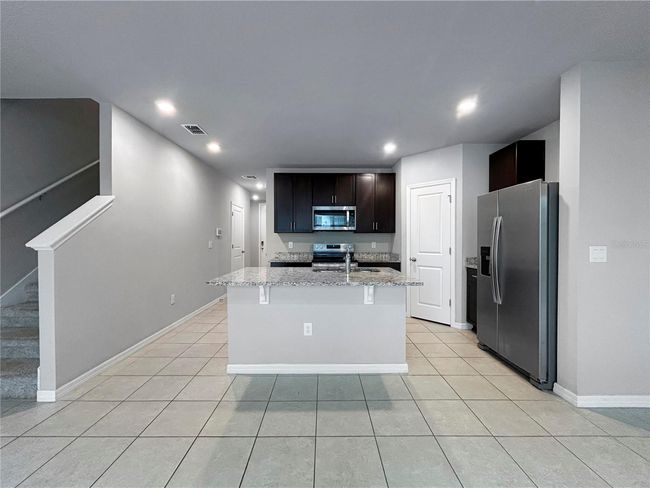 2764 Emory Sound Pl, Townhouse with 3 bedrooms, 3 bathrooms and null parking in BRANDON FL | Image 7