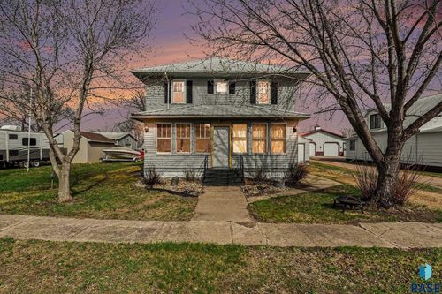 140 3rd St Street, Monroe, SD, 57047 | Card Image