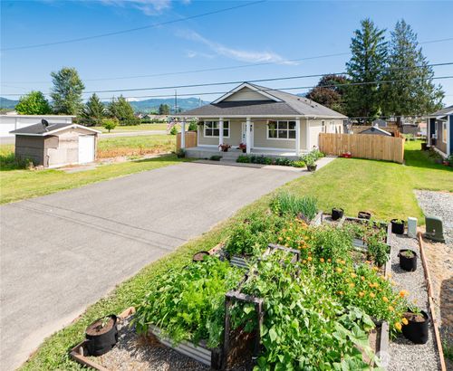 235 Morton St, Sumas, WA, 98295-9656 | Card Image