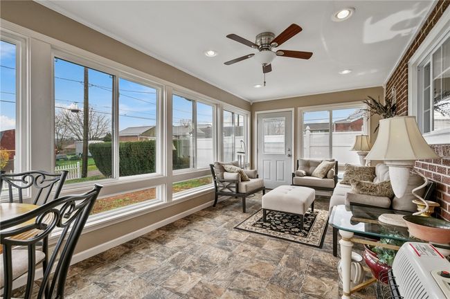 964 Union Ave, House other with 3 bedrooms, 3 bathrooms and 2 parking in Brackenridge PA | Image 12