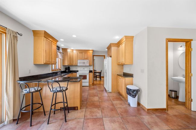 8 Countryside Cir, House other with 3 bedrooms, 3 bathrooms and null parking in Barre VT | Image 13