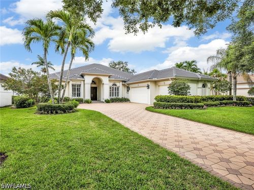 2944 Gardens Blvd, NAPLES, FL, 34105-5688 | Card Image