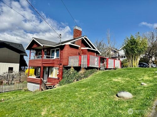 522 12th St, Bellingham, WA, 98225-6121 | Card Image