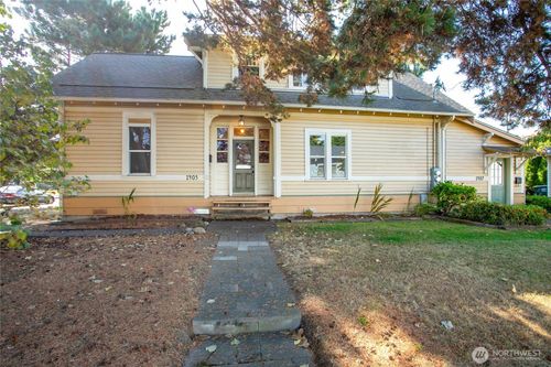 1405 Halleck Street, Bellingham, WA, 98225 | Card Image