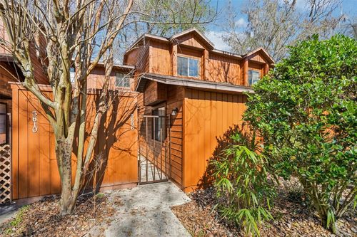 5606 8th Pl, GAINESVILLE, FL, 32607-3841 | Card Image