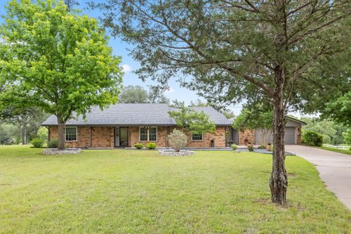 410 De La Cruz St, Weatherford, TX, 76085-2743 | Card Image