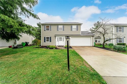 3886 Commodore Cv E, Reminderville, OH, 44202-9035 | Card Image