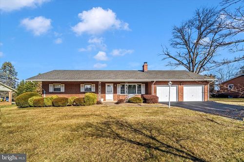 7914 Edgewood Farm Rd, FREDERICK, MD, 21702-2910 | Card Image