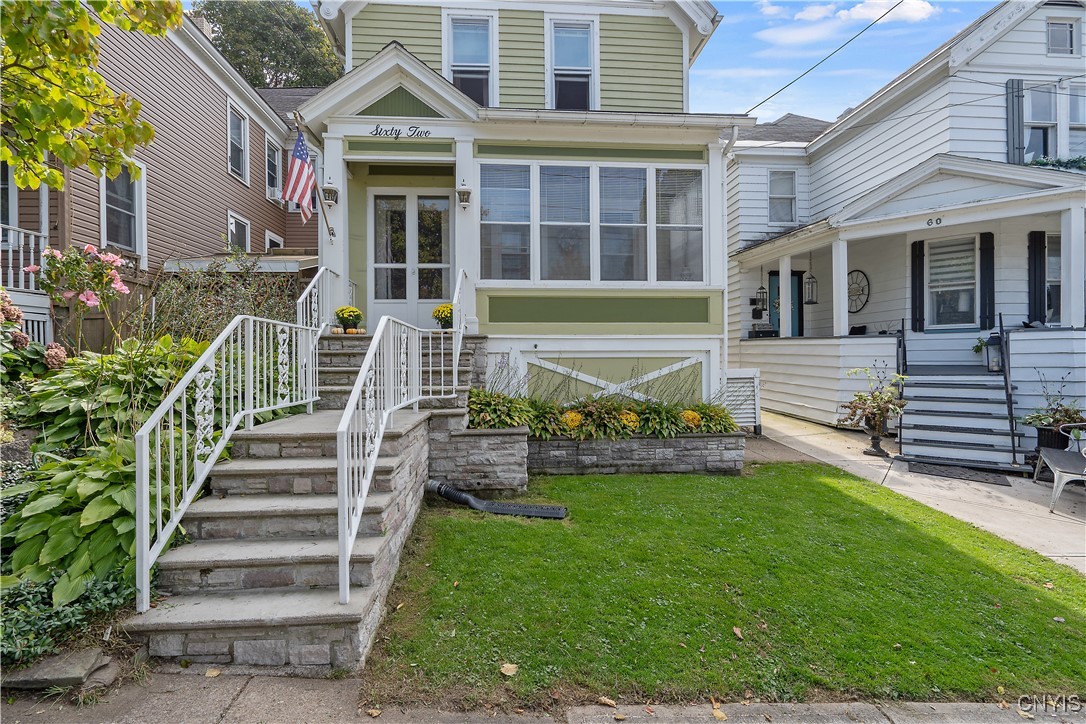 Mohawk St, Oswego, NY 13126