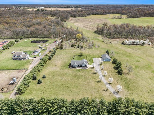 829 Wadaduga Ln, House other with 4 bedrooms, 3 bathrooms and null parking in Niles MI | Image 27