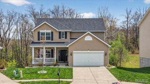 116 Village Glen Ct, Wentzville, MO, 63385-5070 | Card Image