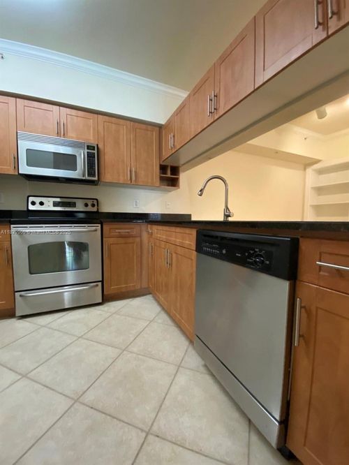 apt-108-6458 Emerald Dunes Dr, West Palm Beach, FL, 33411-2756 | Card Image