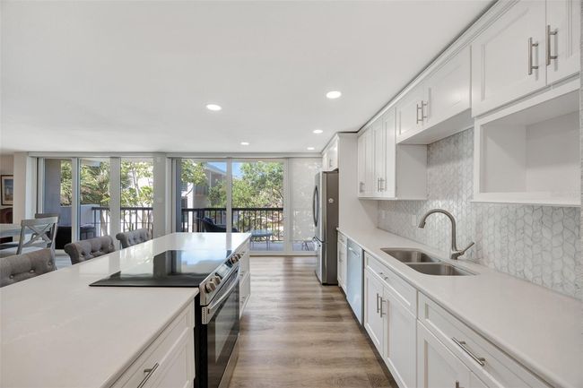 APT-201 - 400 Island Way, Condo with 2 bedrooms, 2 bathrooms and null parking in CLEARWATER BEACH FL | Image 32