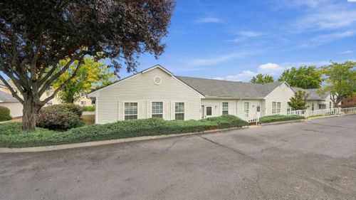 d-12-3701 Fairbanks Ave, Yakima, WA, 98902-6327 | Card Image
