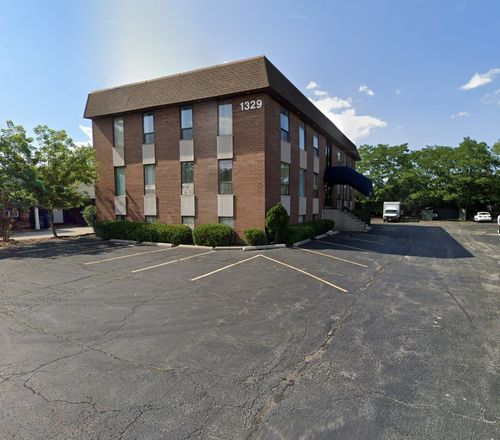 201-1329 W Irving Park Rd, Bensenville, IL, 60106-1756 | Card Image