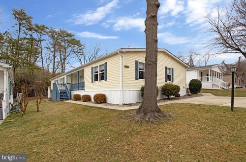 8051 Fair Breeze Dr, SEVERN, MD, 21144-3224 | Card Image