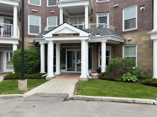 261-3000 Marda Link Sw, Calgary, AB, T2T6C8 | Card Image
