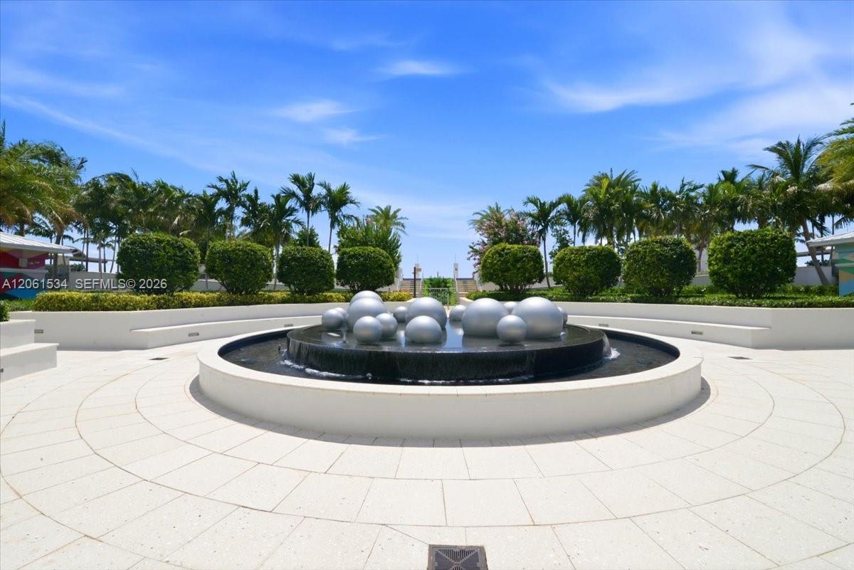 Residential Lease in Hollywood 3