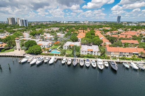 apt-122-3552 Magellan Cir, Aventura, FL, 33180-3706 | Card Image