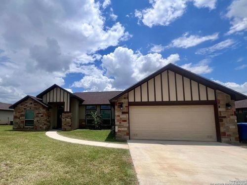 1729 Vista View Dr, Pleasanton, TX, 78064-4508 | Card Image
